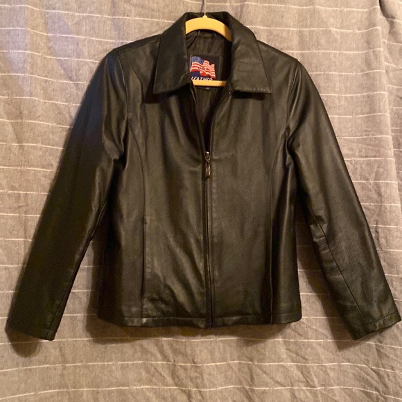 EUC Black Leather Jacket size large - Picture 1 of 13